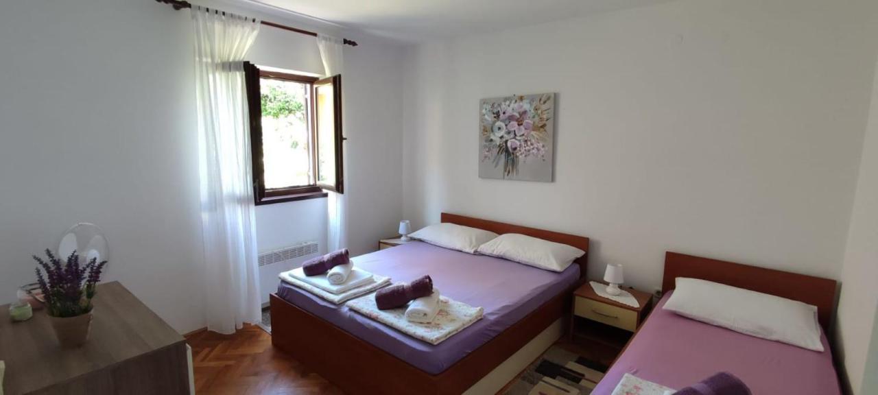 Delfin Apartments Zadar Buitenkant foto